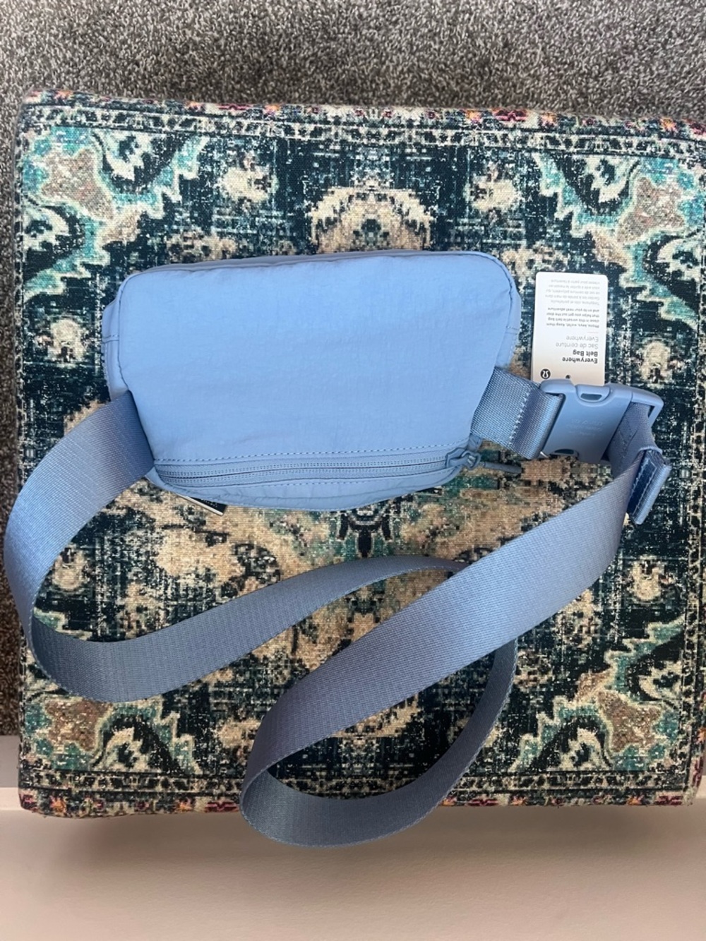 NWT Lululemon Everywhere Belt Bag - Picture 5 of 5